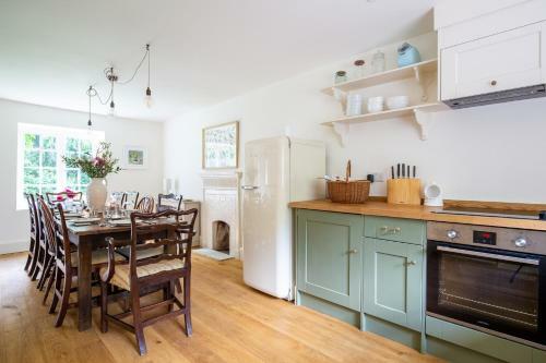 Temple Guiting Cottage