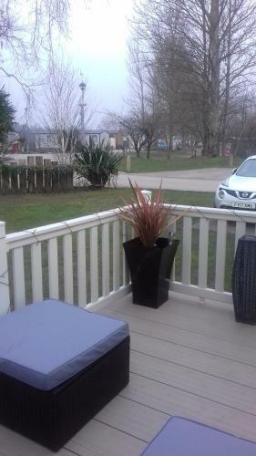 17 Castle View