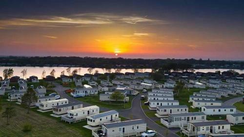 Static Caravan With Hot Tub