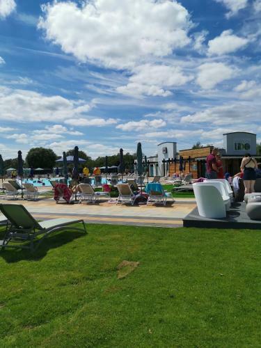 Static Caravan With Hot Tub