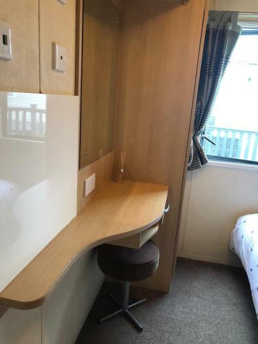Shearwater 41 Hot Tub Holidays