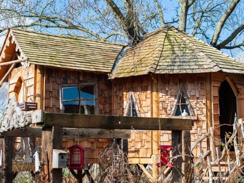 Hideaway House