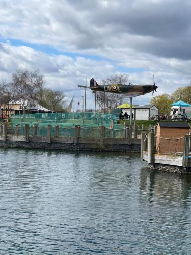 Larch Breaks At Tattershall Lakes