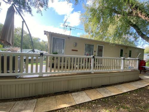 Luxury Holiday Home Happiness At Tattershall Lake