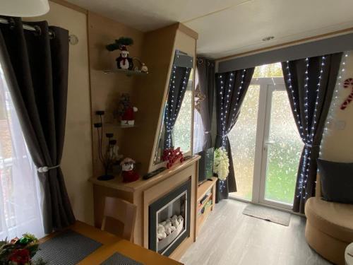 Luxury Holiday Home Happiness At Tattershall Lake