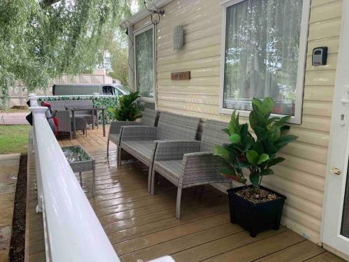 Luxury Holiday Home Happiness At Tattershall Lake