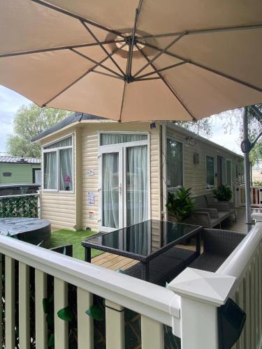 Luxury Holiday Home Happiness At Tattershall Lake