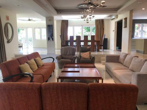 Grande Villa23 Lucky Garden Bangsar, Kl