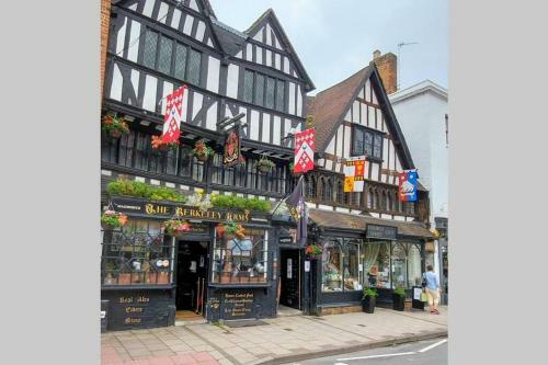 Town Centre Cottage