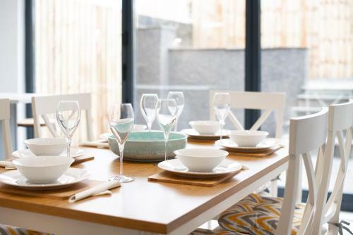 Your Perfect Stay - Swansea City Centre