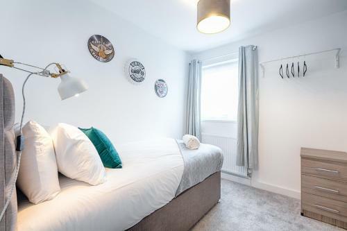 Your Perfect Stay - Swansea City Centre