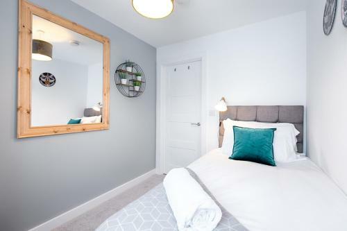 Your Perfect Stay - Swansea City Centre