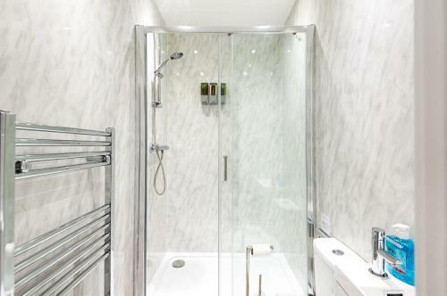 Your Perfect Stay - Swansea City Centre