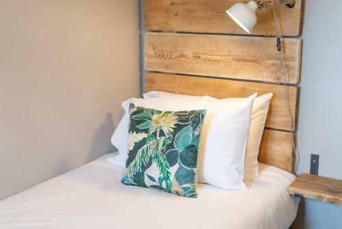 Book Now - Tv In Every Bedroom!