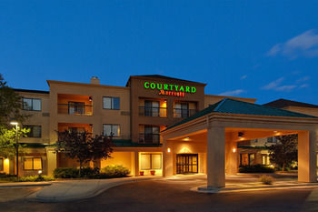 Hotel Courtyard Grand Rapids Airport