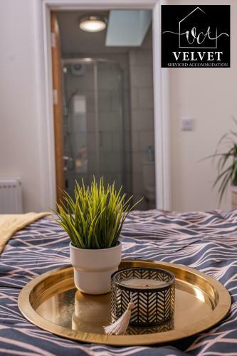 1 Bed Luxury Apartment, Free Parking,free Wifi
