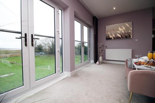 Beautiful 4-bed House - Hot Tub - Ty Marlyn - Gower