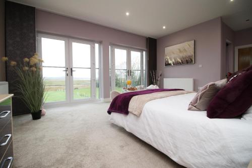Beautiful 4-bed House - Hot Tub - Ty Marlyn - Gower