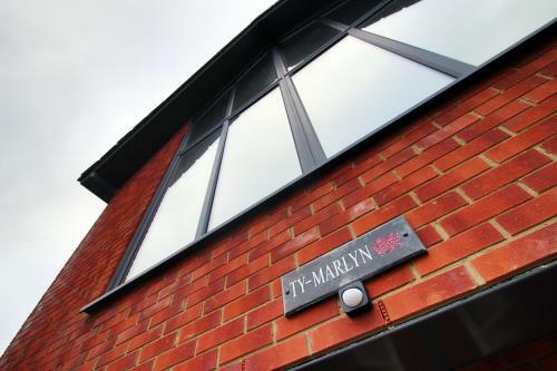 Beautiful 4-bed House - Hot Tub - Ty Marlyn - Gower