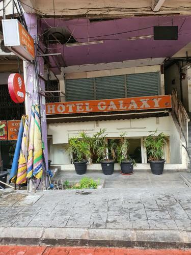 Spot On 90139 Hotel Galaxy