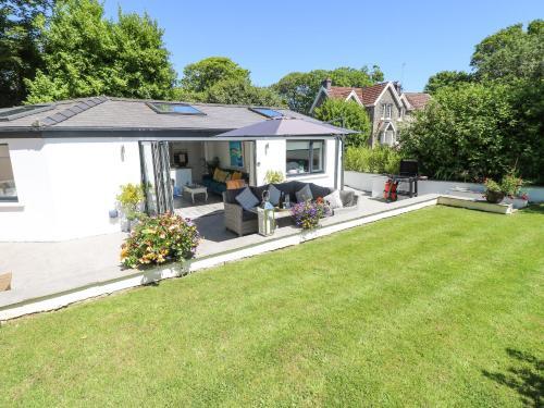 Summer House