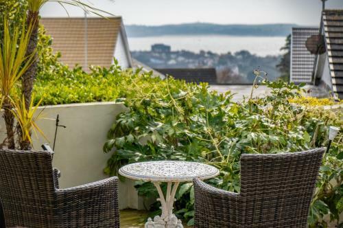 Town Heights - 3 Bedroom Holiday Home - Tenby