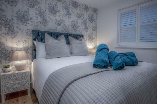 Midnight - 2 Bedroom Apartment - Tenby