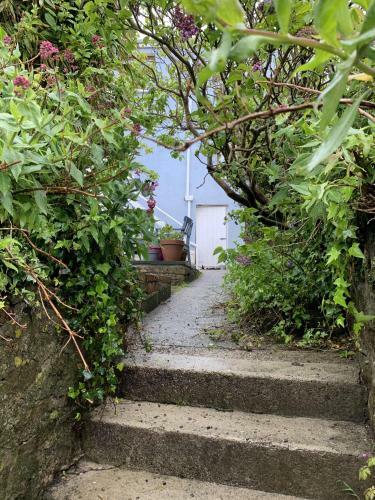 Wonderful Home And Parking