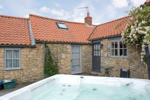 Lodge Sands Farm Cottages