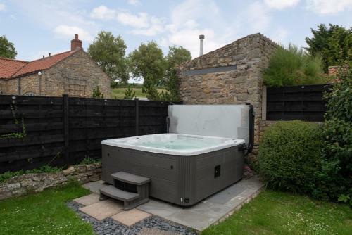 Lodge Sands Farm Cottages