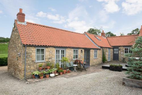 Lodge Sands Farm Cottages