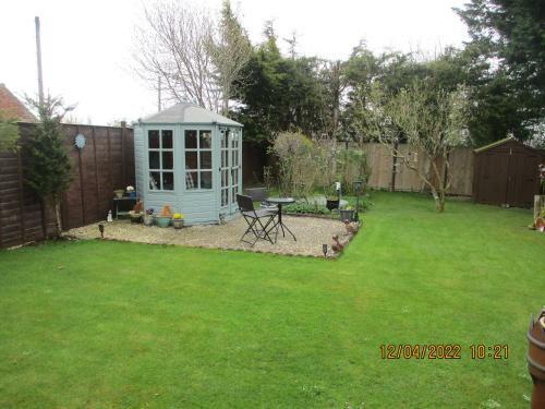 Midsummer Cottage