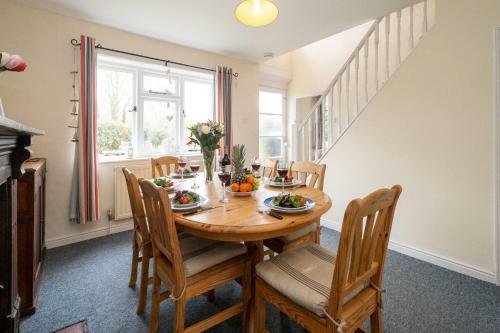 Mere Cottage