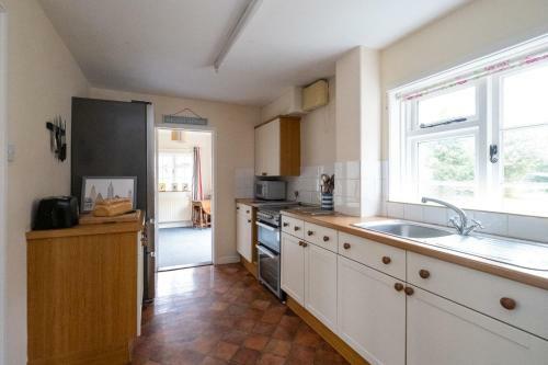 Mere Cottage