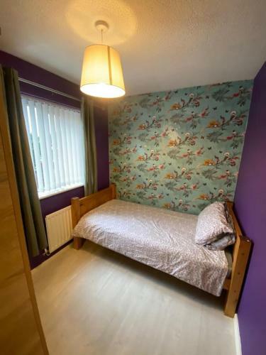 3 Bed Modern Cozy Holiday Contractor Oofyhomes