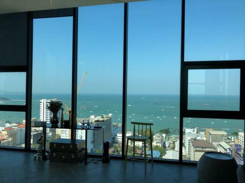 Apartamento The Base Central Pattaya By He