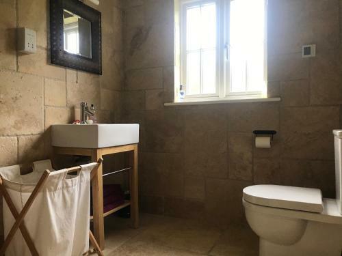 Apartamento Walnut Tree Cottage Barn