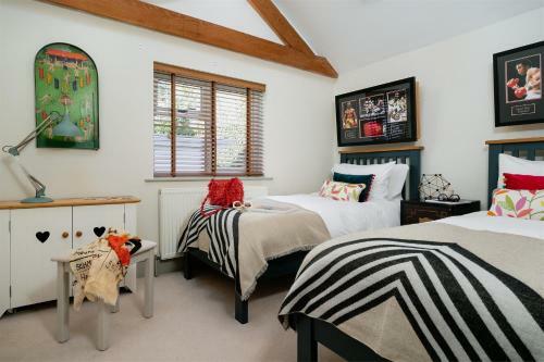 Quay House - Waterside Eclectic Style Character Home