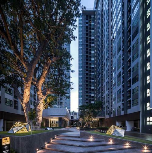 The Base Central Pattaya Apart