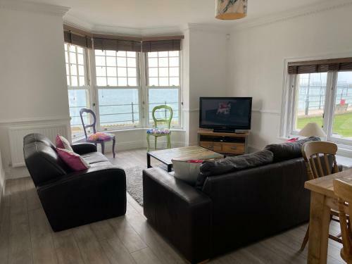 Promenade Apartment