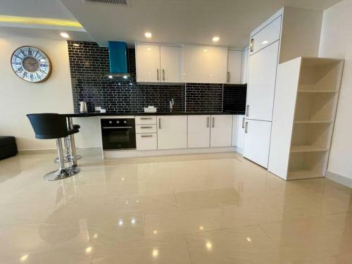 Apartamento Large Luxury, Pool View, Grand Avenue, Pattaya E202