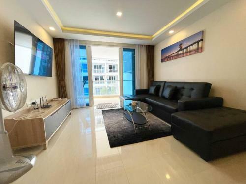 Apartamento Large Luxury, Pool View, Grand Avenue, Pattaya E202