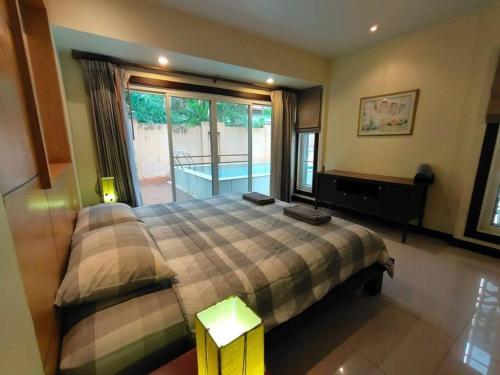 Baronial Pool Villas Pattaya 23