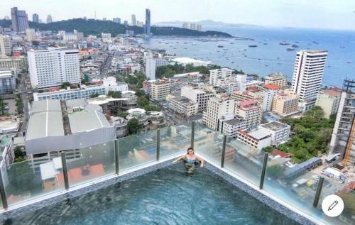 Apartamento The Base Center Pattaya 1 Bedroom By Simon