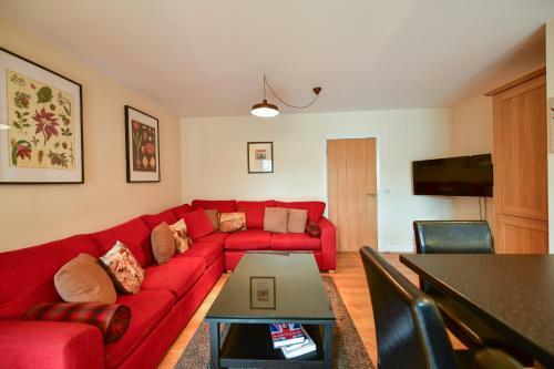 West Portland View Apartment A