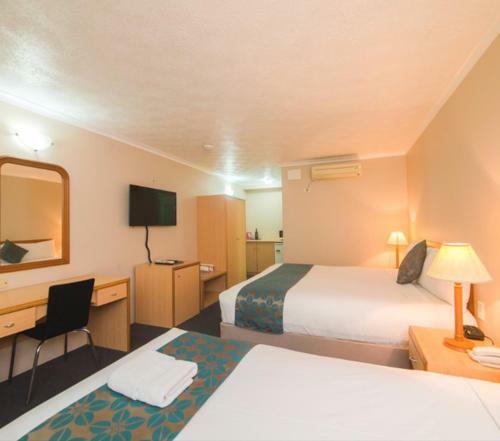 Hotel Harbour Sails Motor Inn