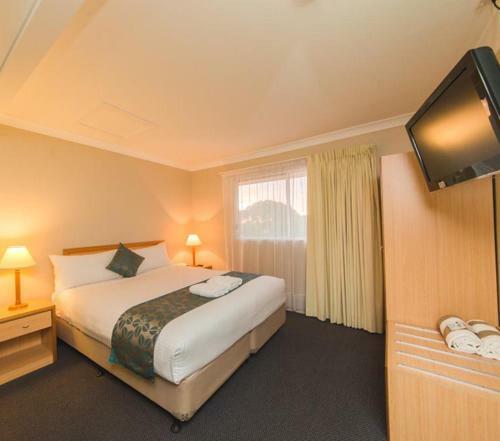 Hotel Harbour Sails Motor Inn