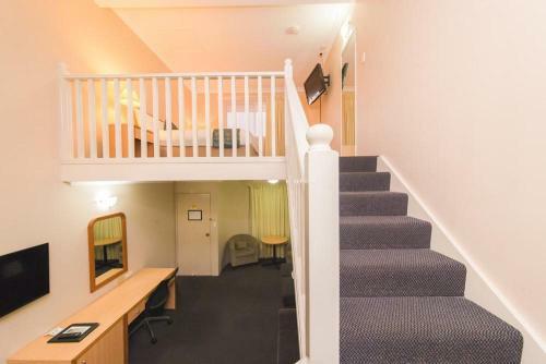 Hotel Harbour Sails Motor Inn