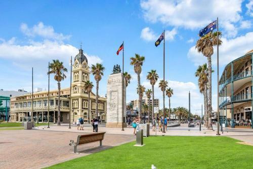 Apartamento Cityviews @ Glenelg * Pool/beach * Free Parking *