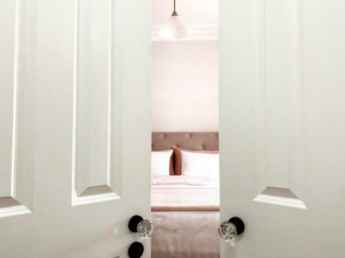Saint Brides - Superior Boutique Accomodation - Steps To Pakington Street